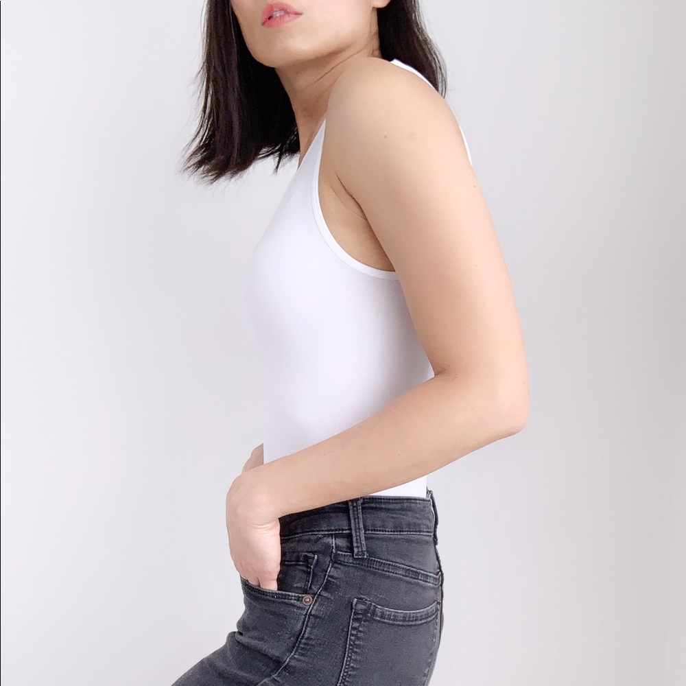 KAIA SEAMLESS BODYSUIT TOP - WHITE - Picture 10 of 15